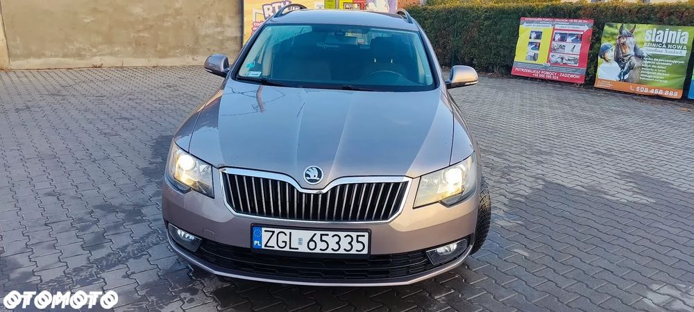 Skoda Superb 1.6 TDI Ambition - 3