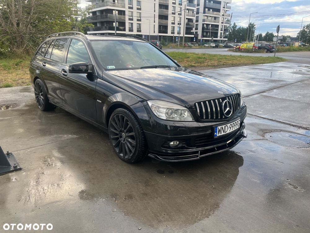 Mercedes-Benz Klasa C 180 CGI BlueEff Elegance - 12