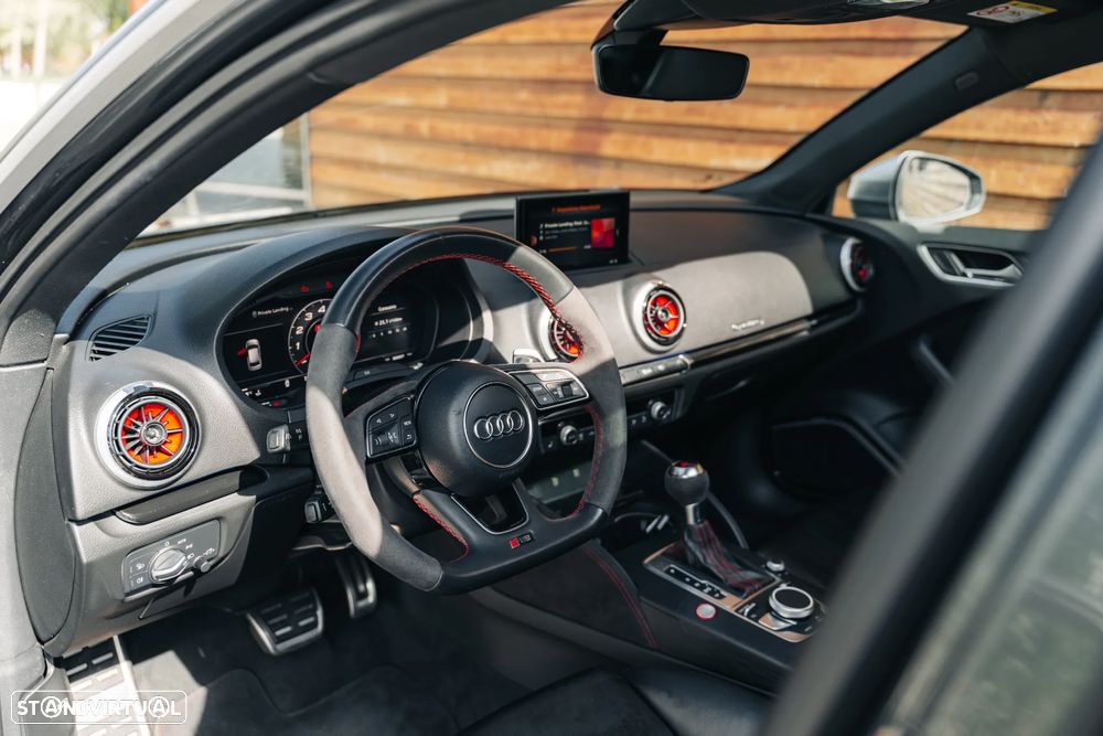 Audi RS3 Sportback 2.5 TFSI quattro S tronic - 23