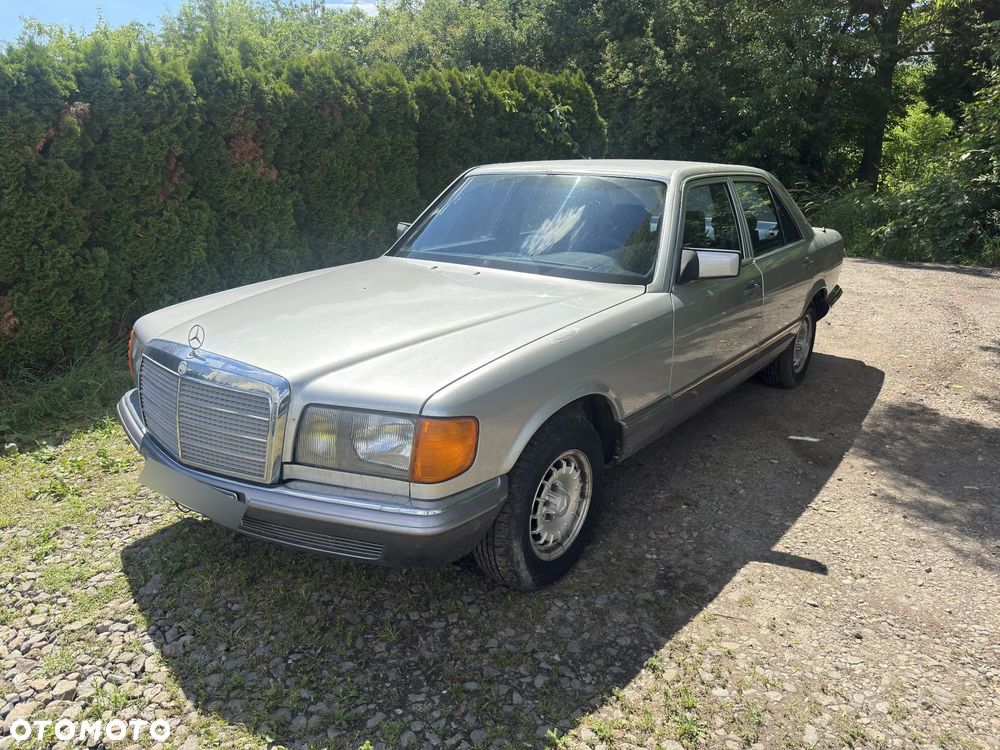 Mercedes-Benz 280 - 6