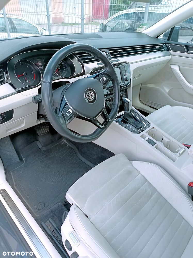 Volkswagen Passat 2.0 TDI BMT Highline DSG - 15