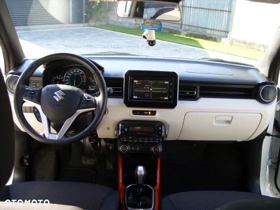 Suzuki Ignis 1.2 Premium AGS - 11