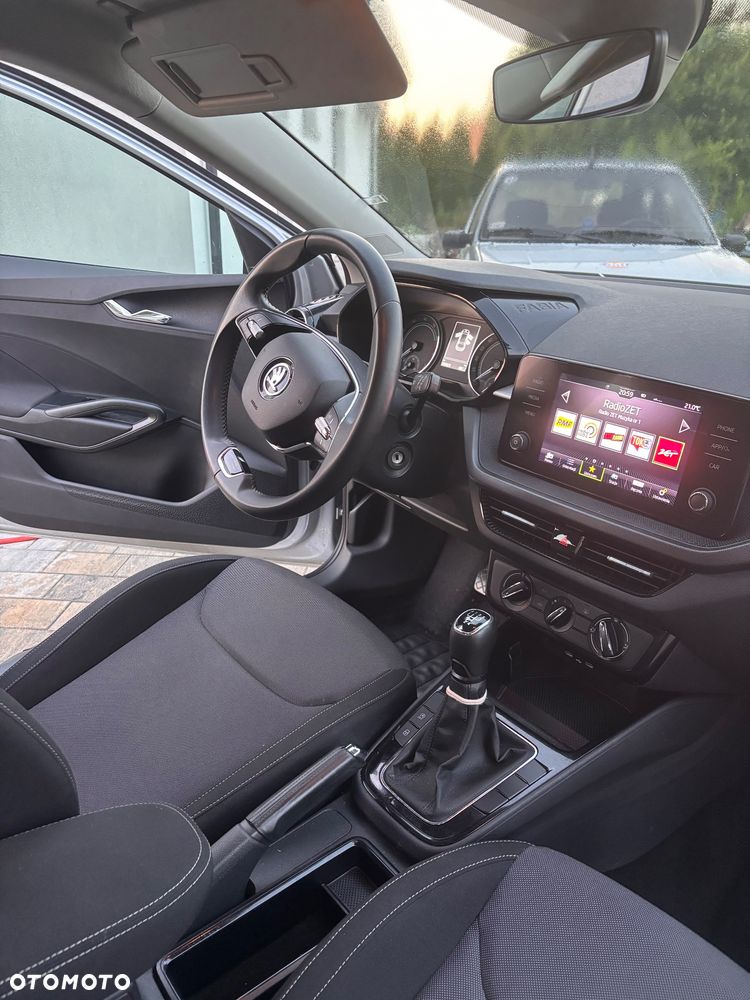 Skoda Fabia 1.0 Ambition - 11