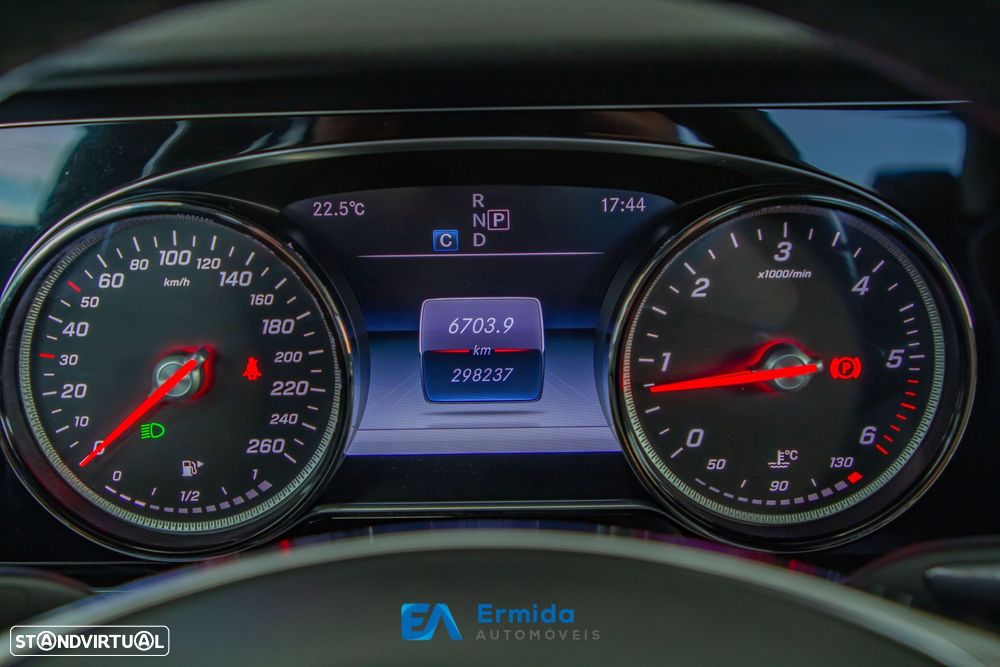 Mercedes-Benz E 220 d AMG - 26