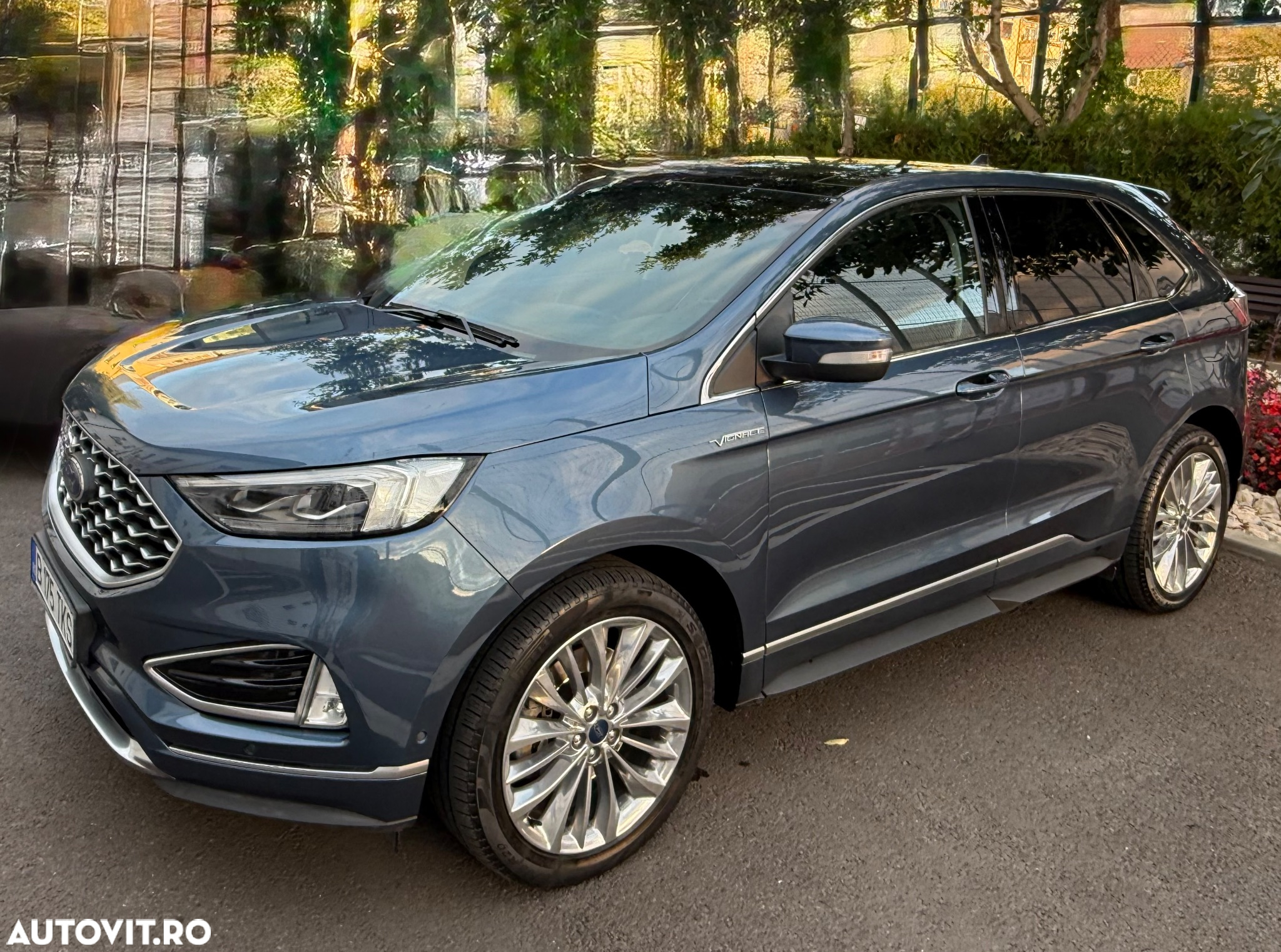 Ford Edge 2.0 Panther A8 AWD Vignale - 3