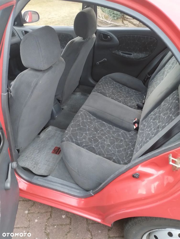 Daewoo Lanos - 3