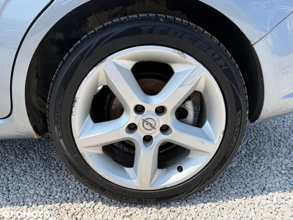 Opel Zafira 1.6 - 10