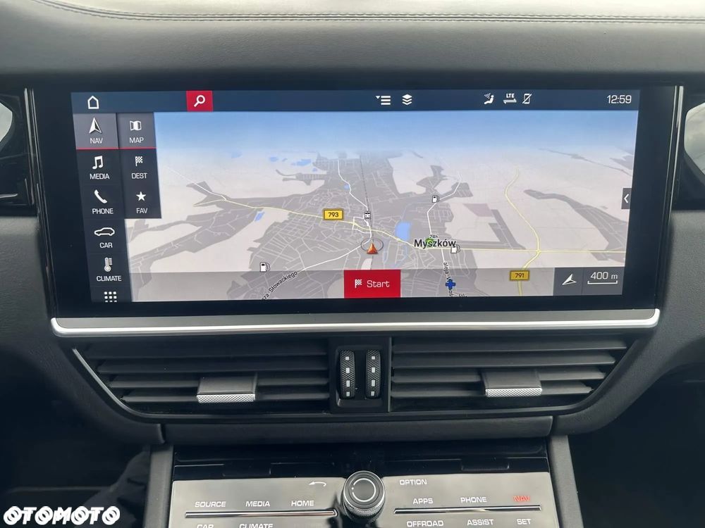 Porsche Cayenne - 20