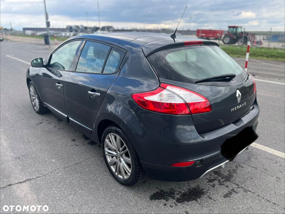Renault Megane ENERGY TCe 115 Start & Stop Bose Edition - 4