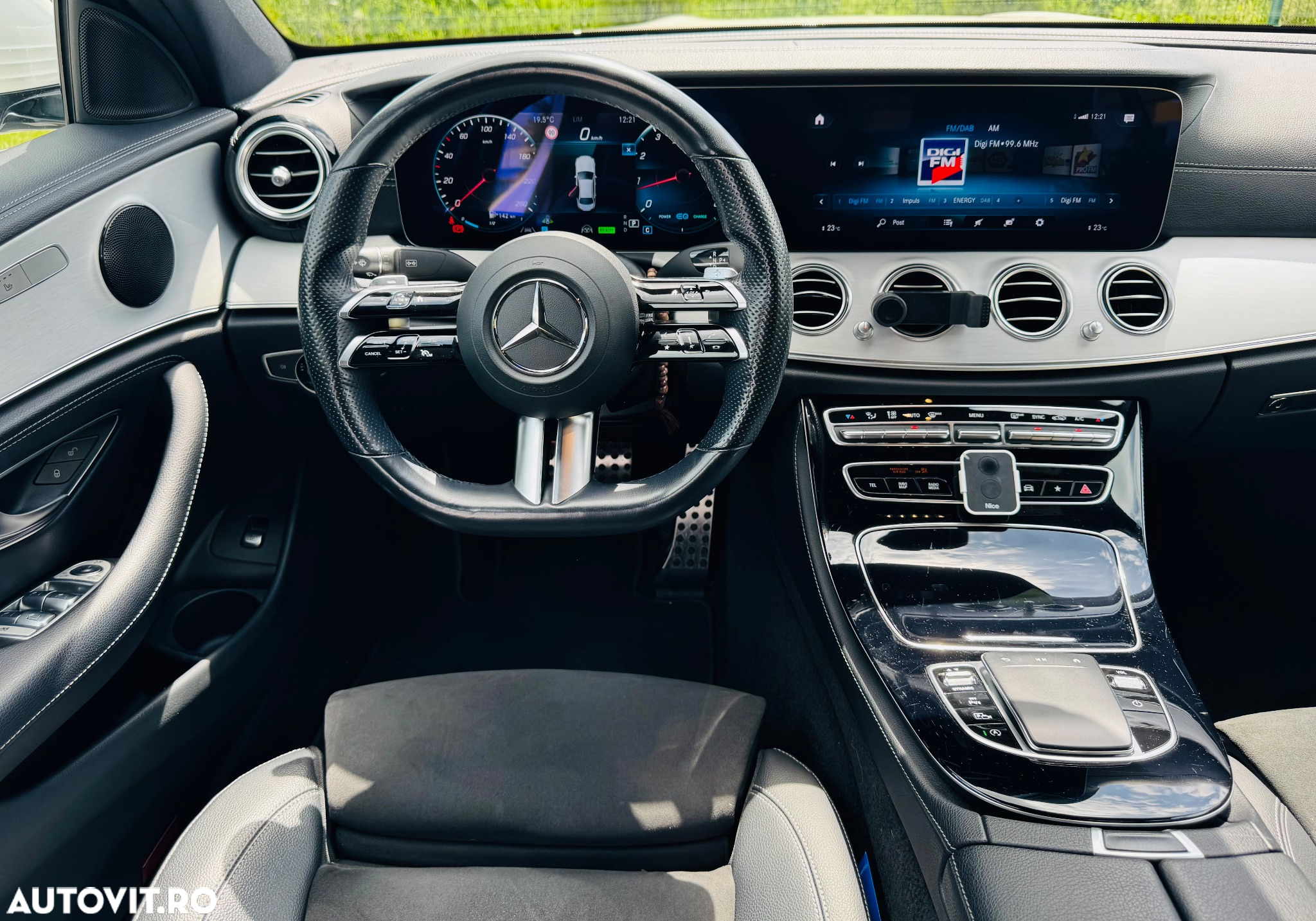 Mercedes-Benz E - 2