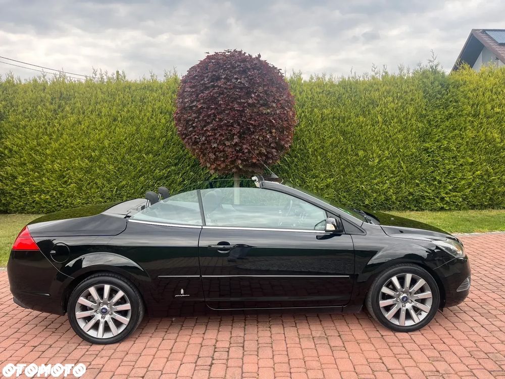 Ford Focus Coupe-Cabriolet 2.0 16V Black Magic - 7