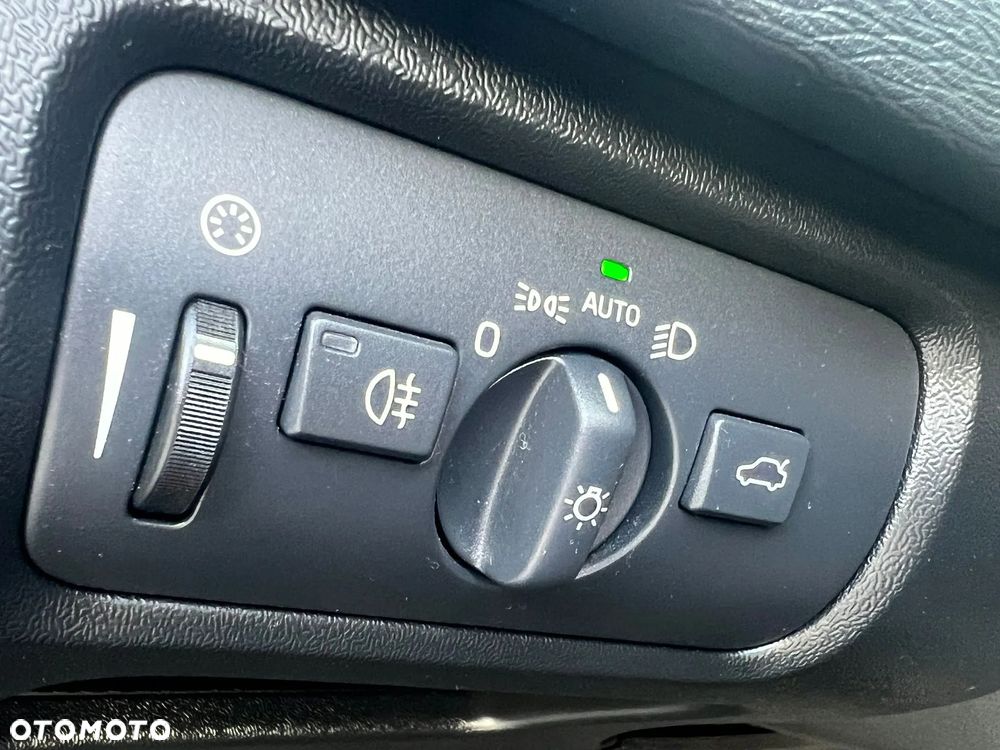 Volvo V40 - 27