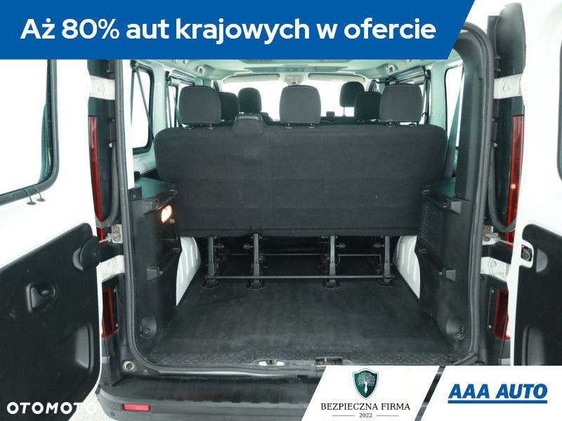 Opel Vivaro - 11