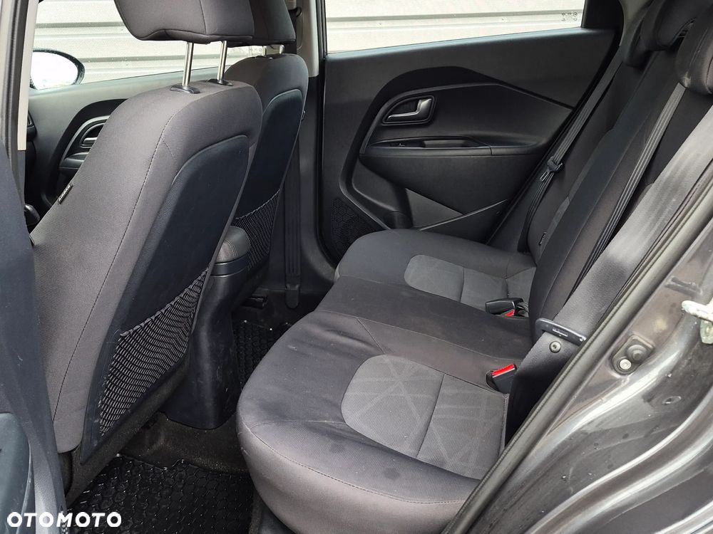 Kia Rio 1.2 XL - 7