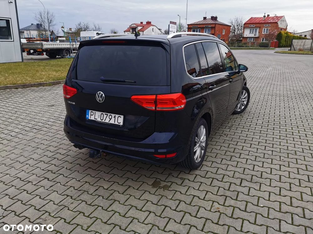 Volkswagen Touran 2.0 TDI BMT Highline DSG - 22