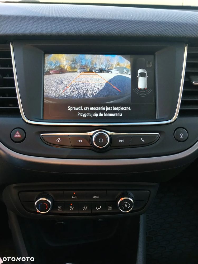 Opel Crossland X - 9