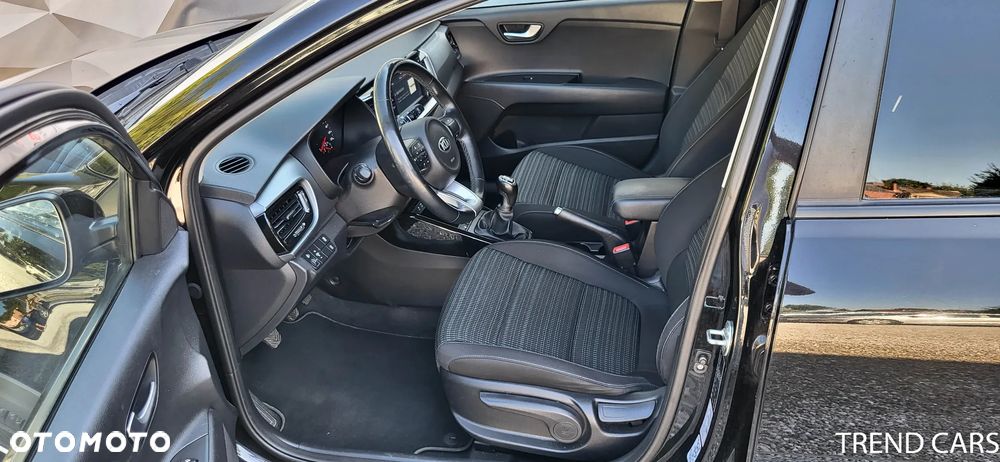 Kia Stonic 1.6 CRDi Vision - 16