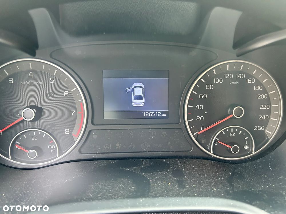 Kia Optima 2.0 L - 18