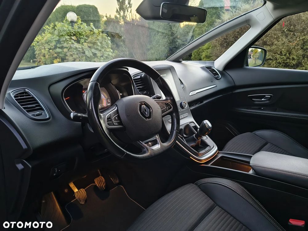 Renault Grand Scenic ENERGY dCi 110 LIMITED - 11