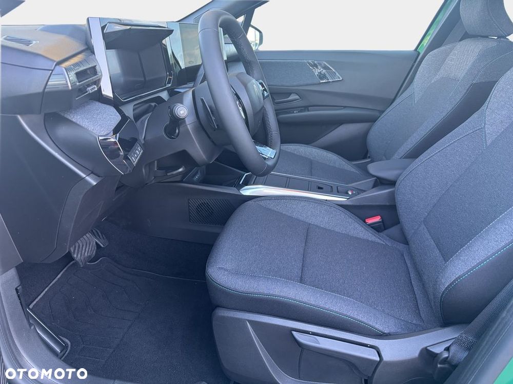 Renault Clio - 11