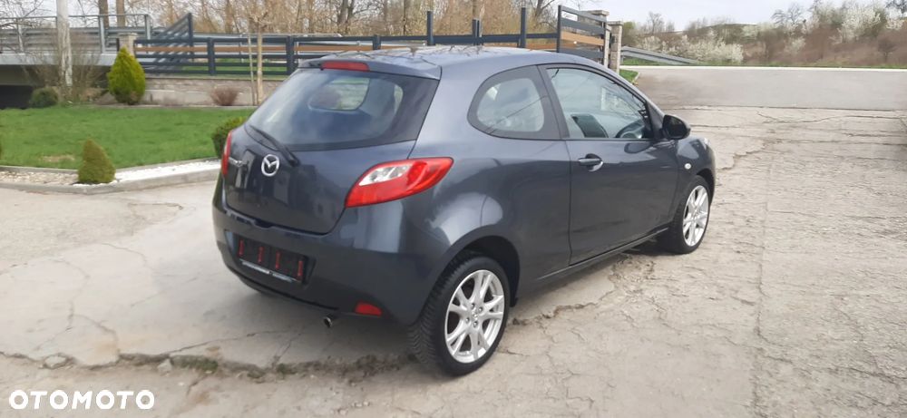 Mazda 2 - 7