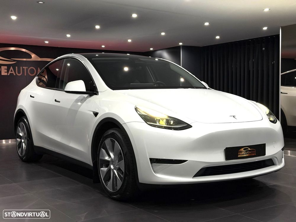 Tesla Model Y Long Range Dual Motor AWD - 9