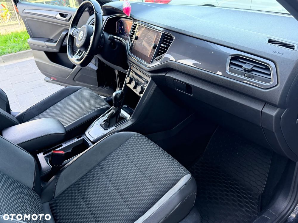 Volkswagen T-Roc 1.5 TSI R-Line DSG - 17