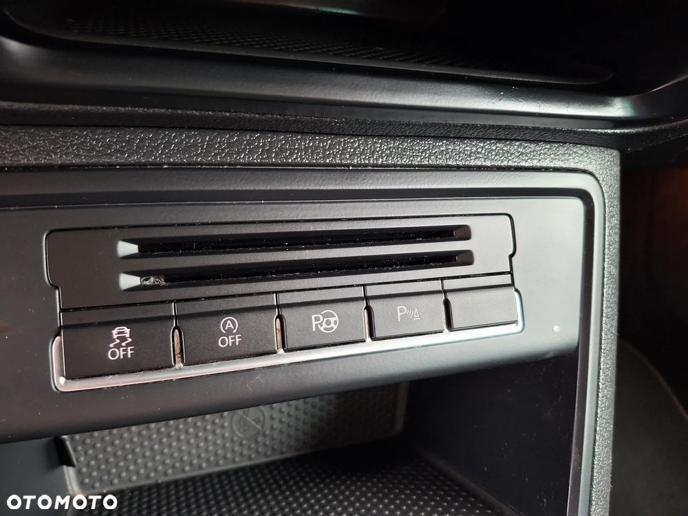 Volkswagen Tiguan - 21