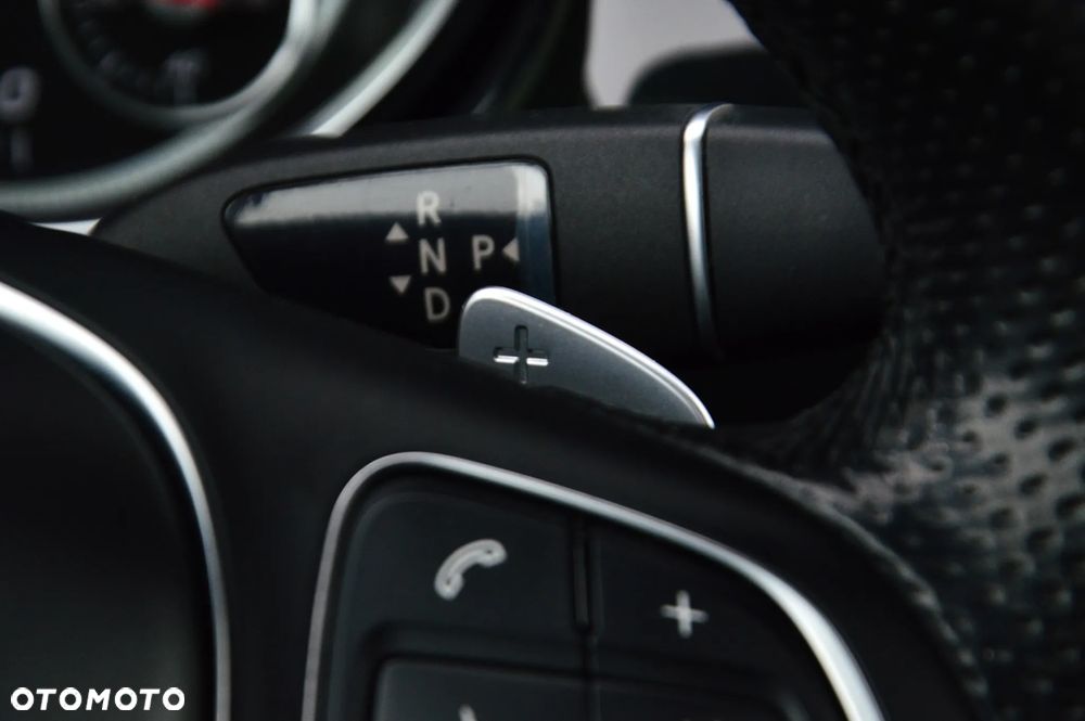 Mercedes-Benz GLS 350 d 4-Matic - 32