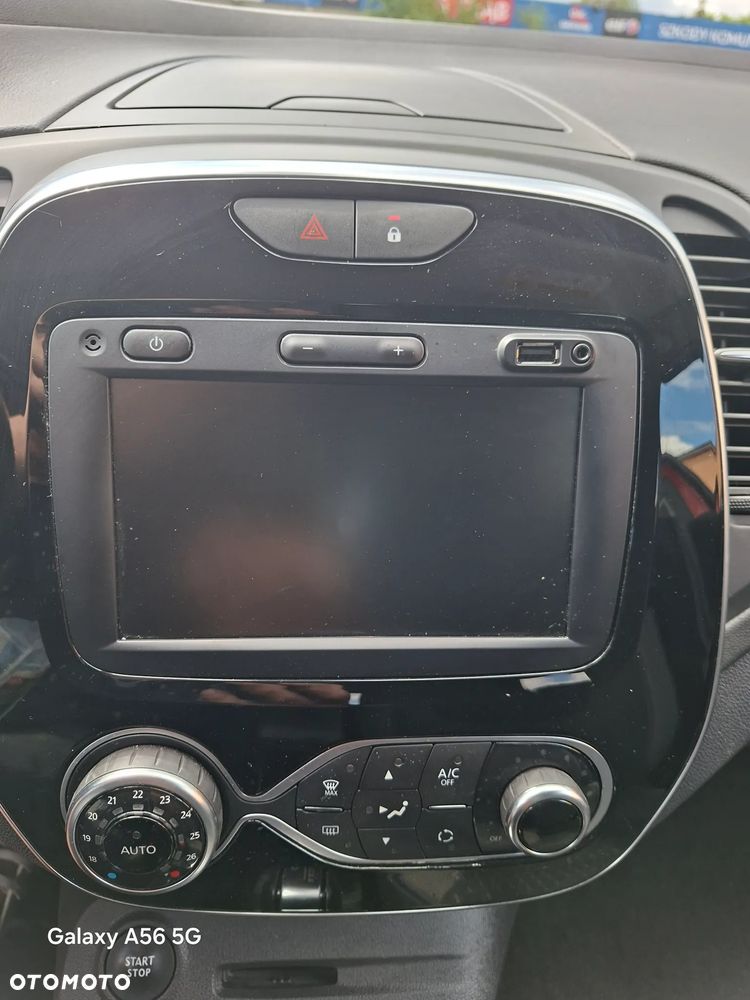 Renault Captur - 23