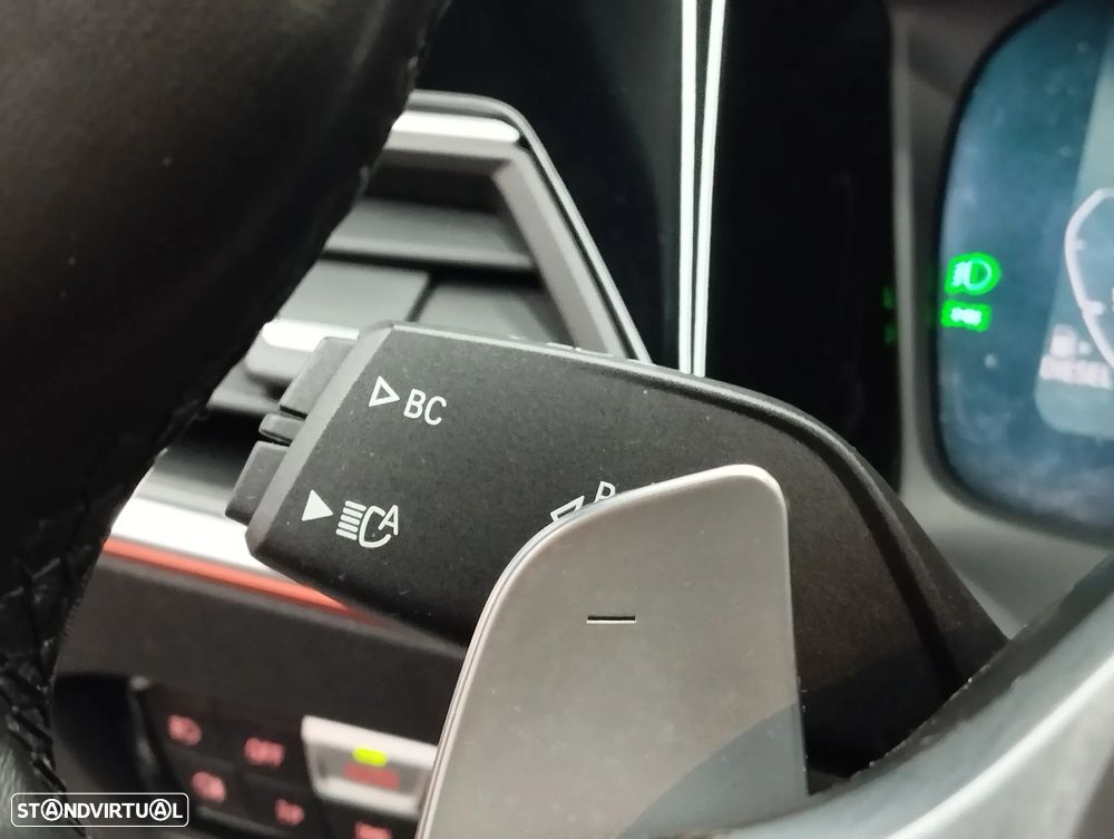 BMW 420 d Desportiva M Auto - 33