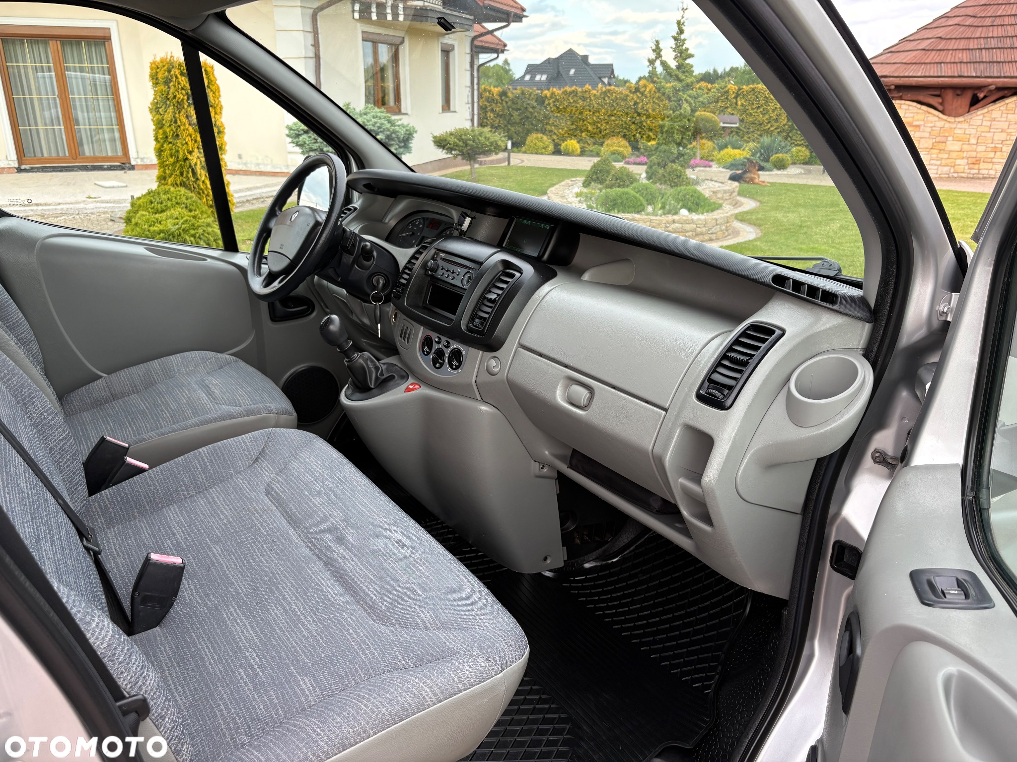 Renault Trafic - 14
