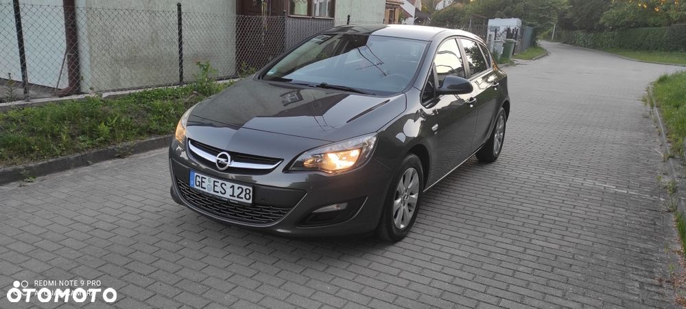 Opel Astra - 2