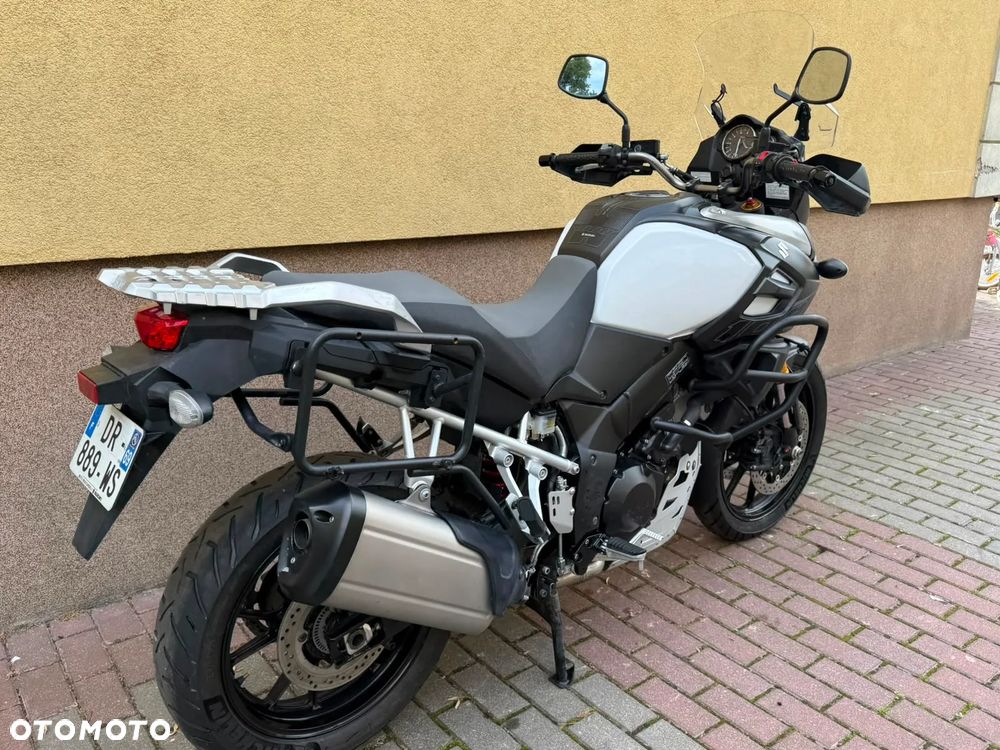 Suzuki DL - 27