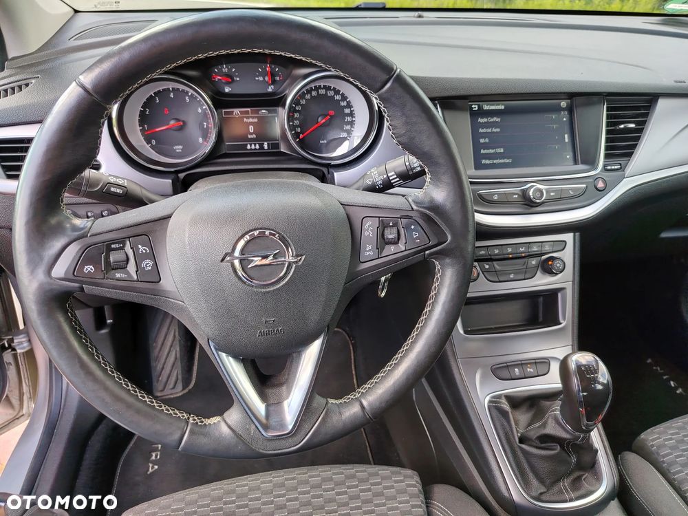 Opel Astra - 22