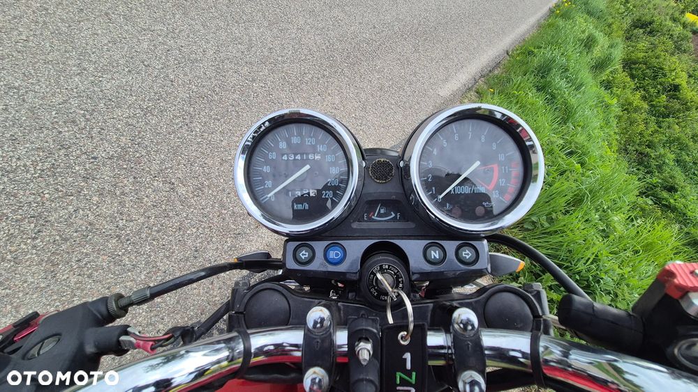 Kawasaki ER - 16
