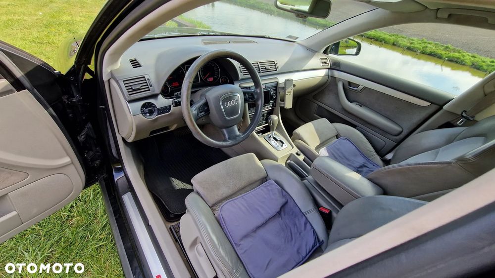 Audi A4 Limousine 2.0 T FSI multitronic - 12