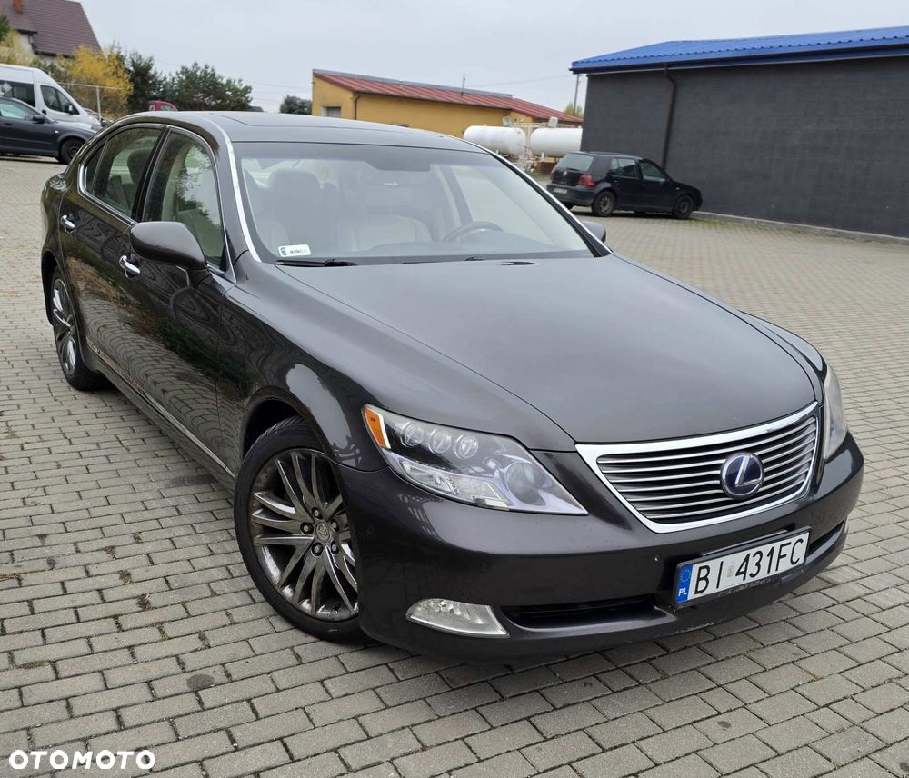 Lexus LS 600h L Prestige - 7