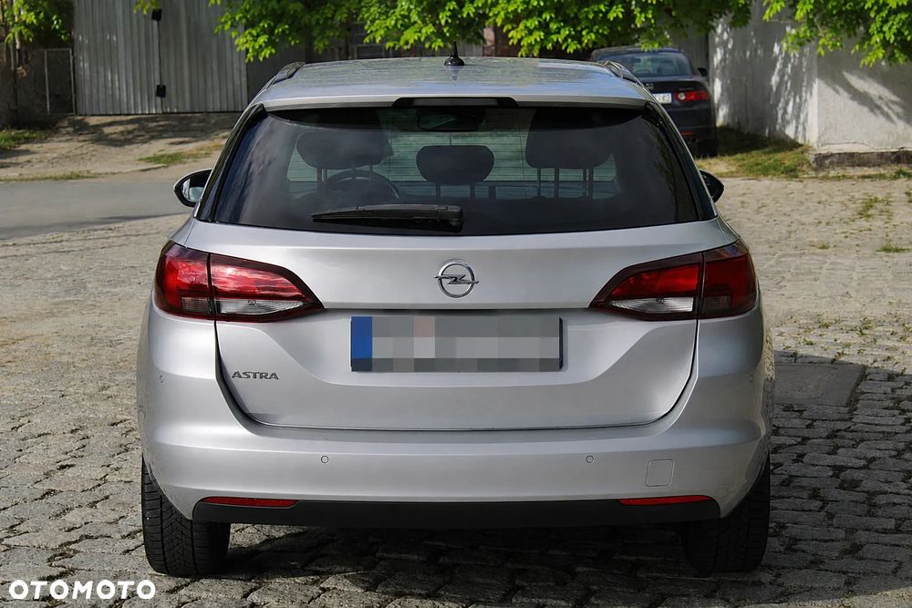 Opel Astra - 10