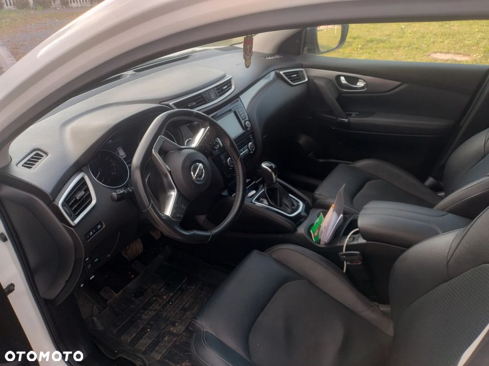 Nissan Qashqai 1.3 DIG-T Tekna DCT - 11