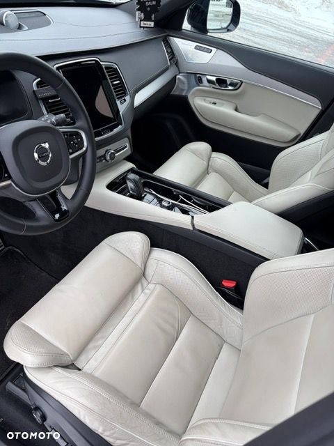 Volvo XC 90 - 6