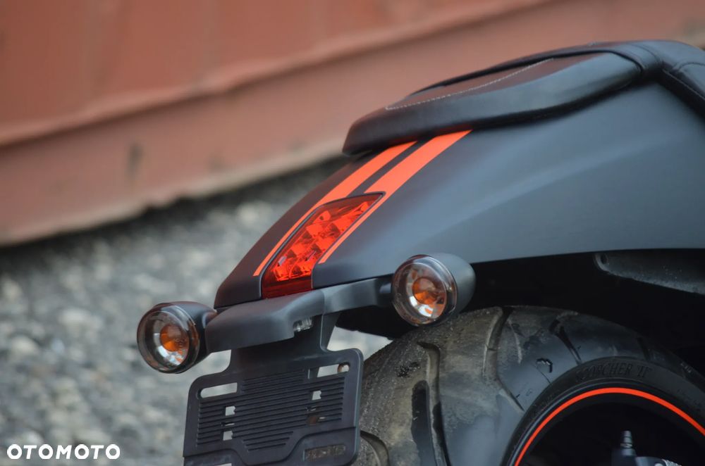 Harley-Davidson V-Rod Night Rod - 29