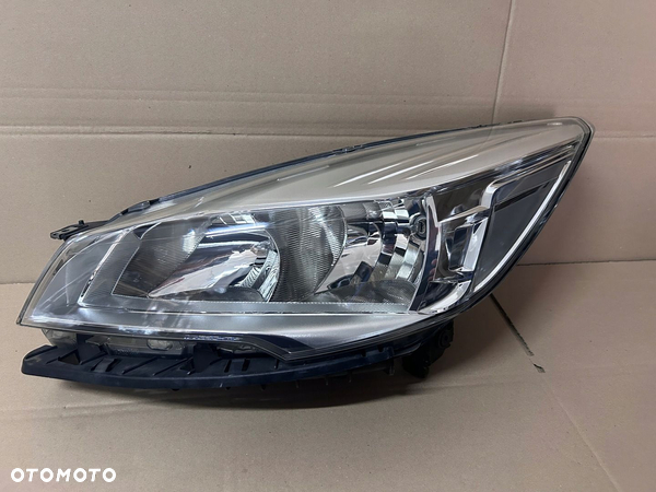 LAMPA LEWA FORD KUGA MK2 II ZWYKŁA PRZED LIFTEM DEMONTAŻ