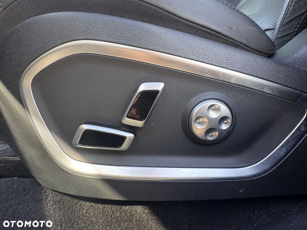 Geely Tugella - 17