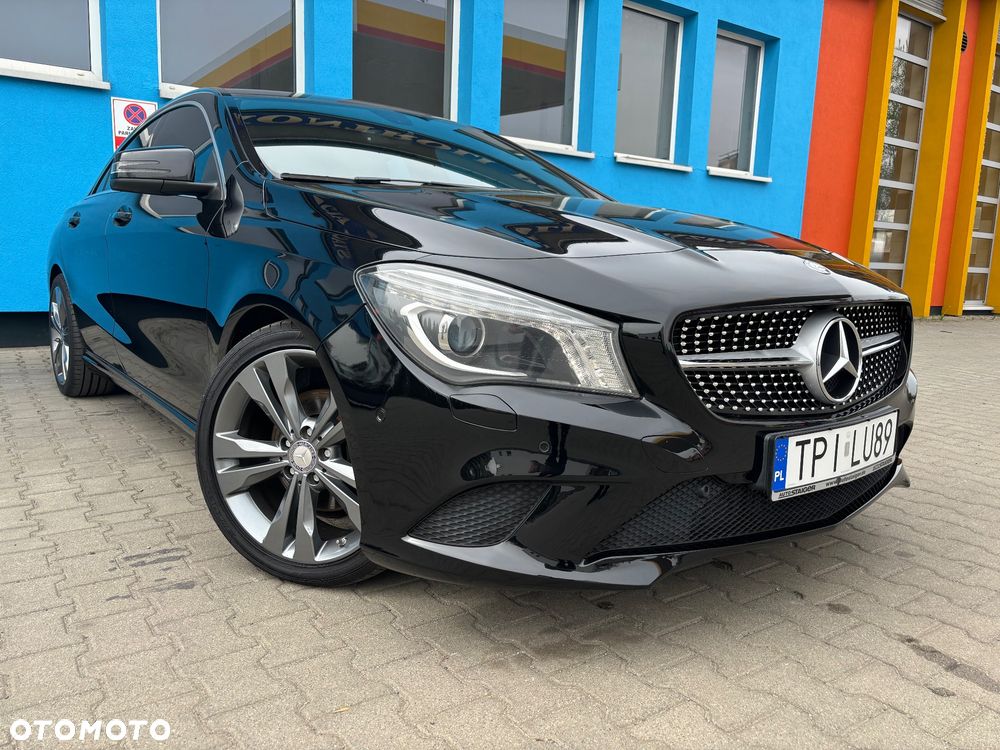 Mercedes-Benz CLA 220 CDI 7G-DCT AMG Line - 5