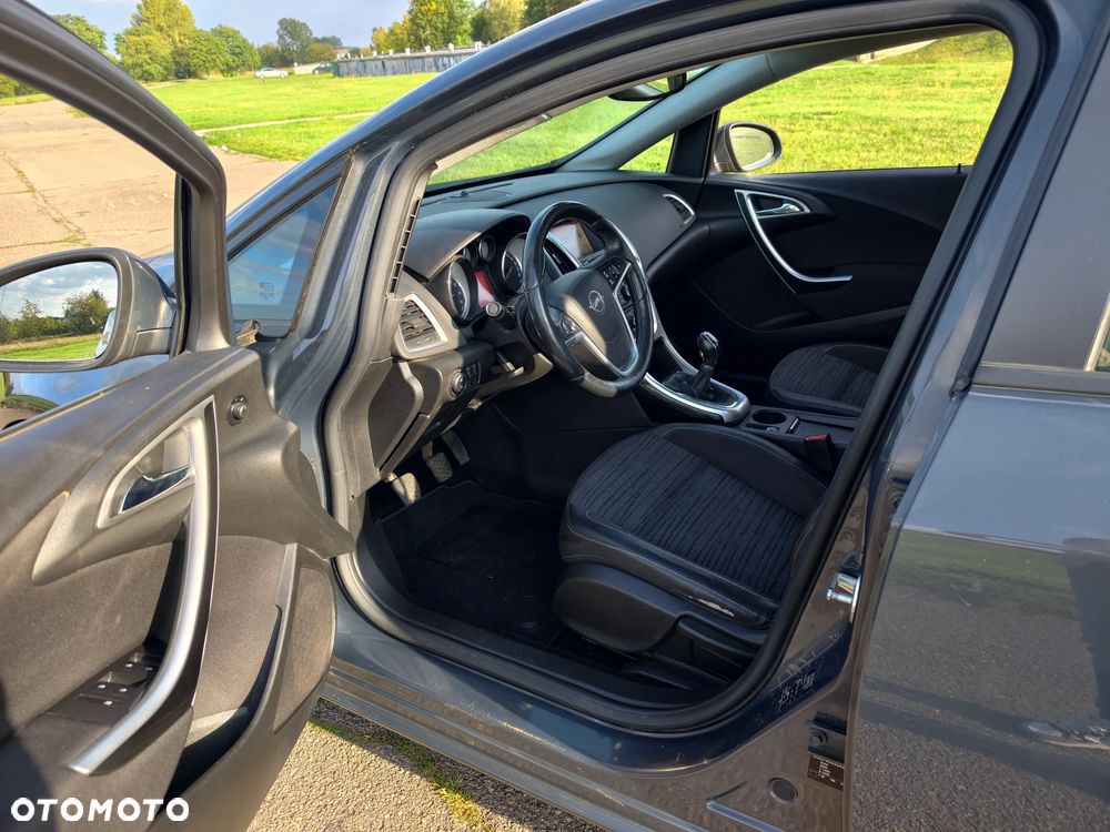Opel Astra 1.4 T Energy EU6 - 13