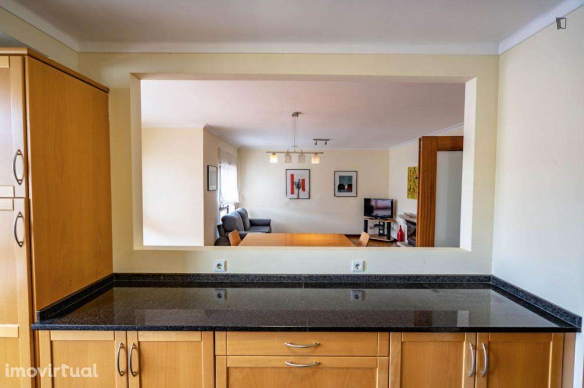 Quarto - localizado em  Coimbra - Grande imagem: 4/13