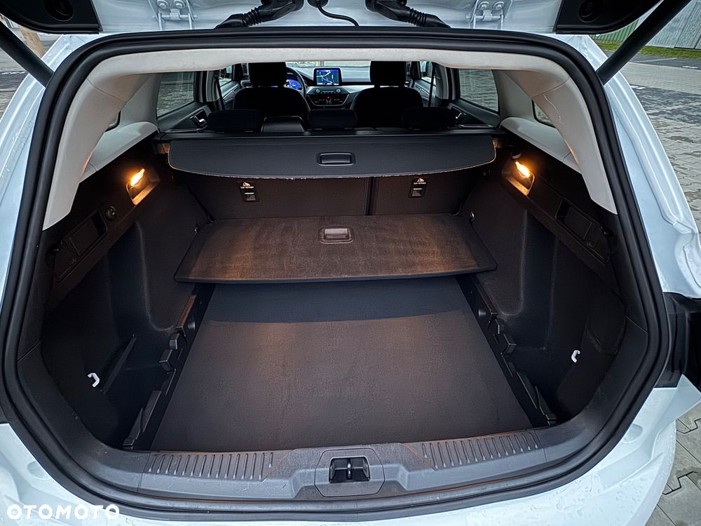 Ford Focus 1.0 EcoBoost Titanium X - 16