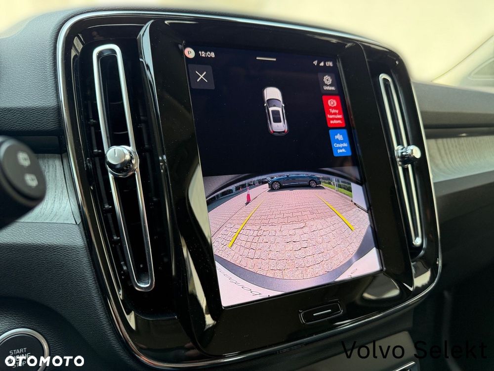 Volvo XC 40 - 23