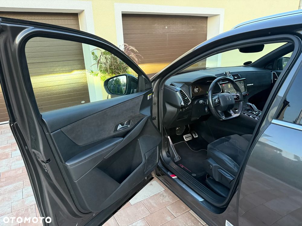 DS Automobiles DS 7 Crossback 2.0 BlueHDi Performance Line + - 14